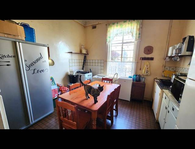 6 BEDROOM HOUSE FOR SALE IN PRIMROSE